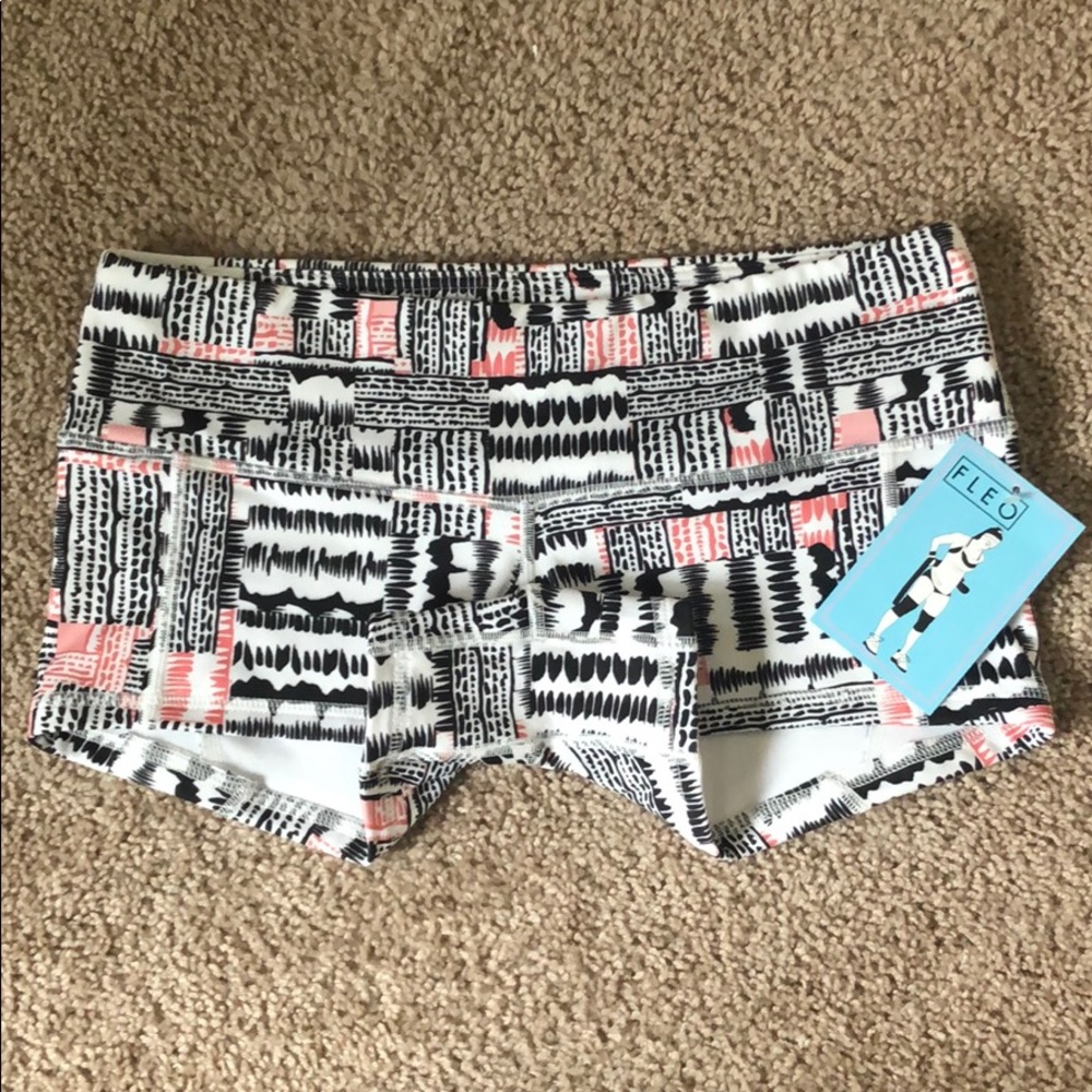Fleo shorts